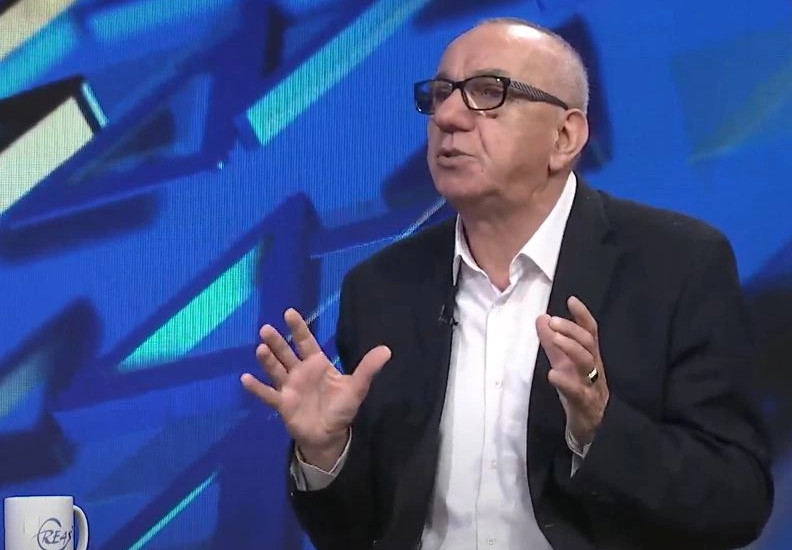 Enver Hasani - Profesor i së drejtës