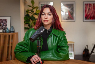 Dua Lipa në poscastin "Dish"