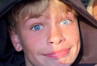 Mikey Roynoni ka vdekur nga një plagë e vetme me thikë Foto: BBC, marrë nga familja