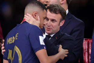 Emmanuel Macron & Kylian Mbappe