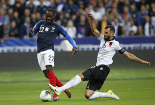 Mërgim Mavraj - Shqipëria