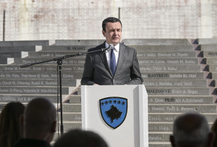 Albin Kurti, Dubravë