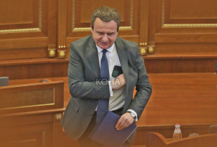 Albin Kurti Kuvendi doreheqja