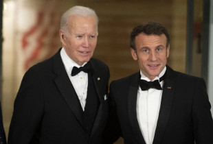 Joe Biden & Emmanuel Macron