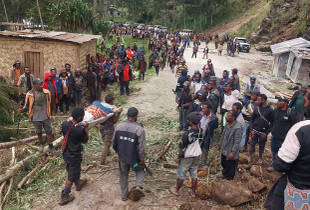 Rrëshqitja masive e dheut