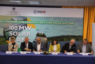 Nënshkrimi i marrëveshjes për ankandin solar