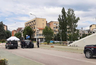 Karabinierë tek Ura e Ibrit