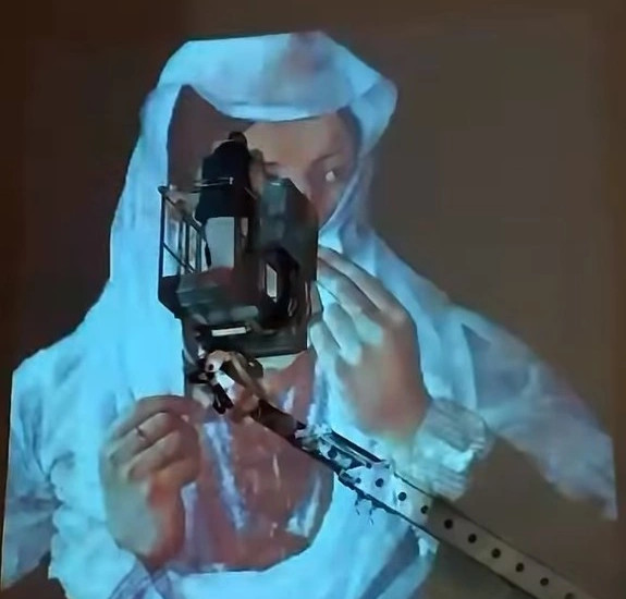 Një nga punimet më të veçanta të Kolë Idromenos, “Motra Tone” paraqitet si mural në hyrje të Shkodrës