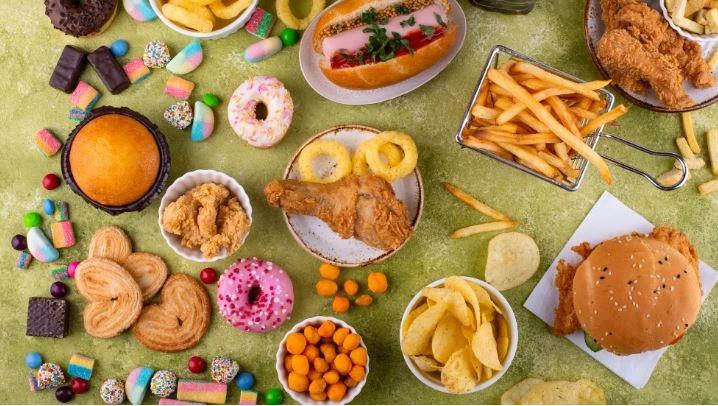 Ushqimet që plakin organizmin