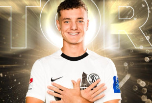 Fisnik Asllani
