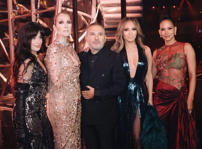 Camila Cabello, Celina Dion, Ellie Saab, Jennifer Lopez dhe Halle Berry