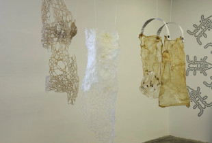 Ekspozita “Living Thread”