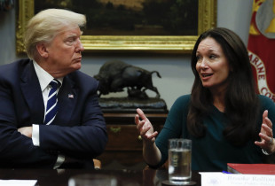 Donald Trump dhe Brooke Rollins
