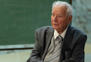 Akademik Andrija Mutnjakoviq, të martën në Modelariumin e Fakultetit të Arkitekturës në Prishtinë