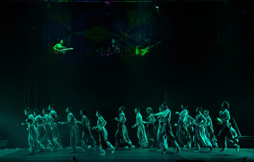 Te finalja e “Pas luftës, kush jemi ne?!” si eho mbetet thirrja se “Kosova po flet”. Ka efektin e katarzës, por mbi të gjitha është pyetja që ende pret përgjigje