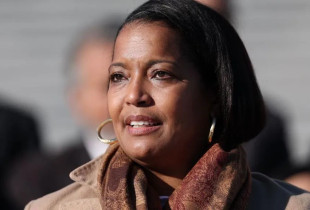 Jahana Hayes  - anetare demokrate e Dhomes se Perfaqesuesve