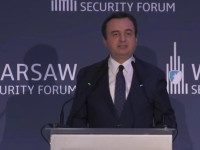 Albin Kurti ne Forumin e Varshaves per Siguri