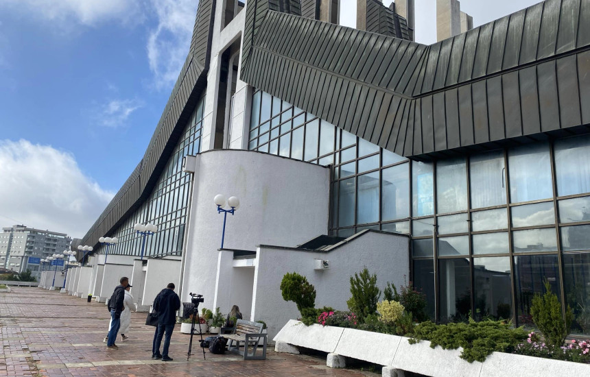 Aksion në “Pallatin e Rinisë”