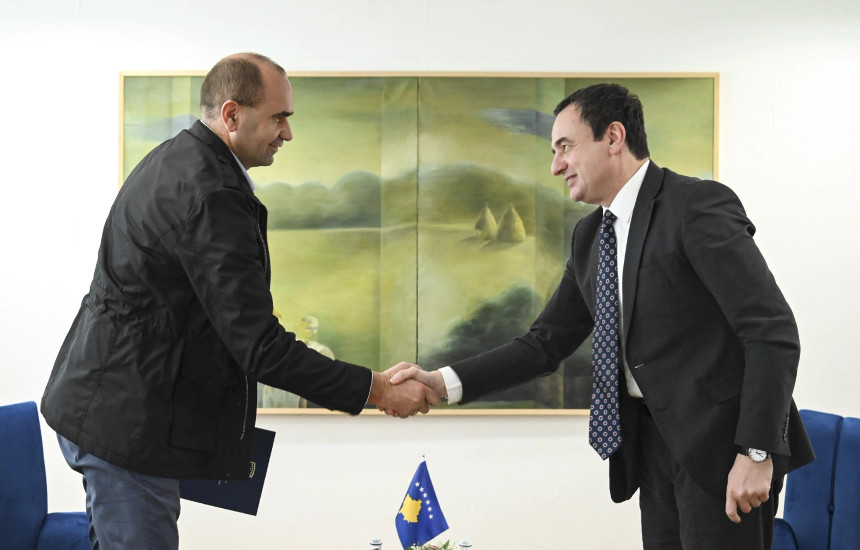 Nenad Vukmiroviq me Albin Kurtin