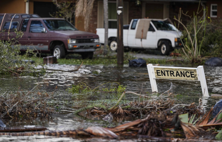 Uragani Milton - shkaterrimet ne rrugen Hillsborough ne Tampa
