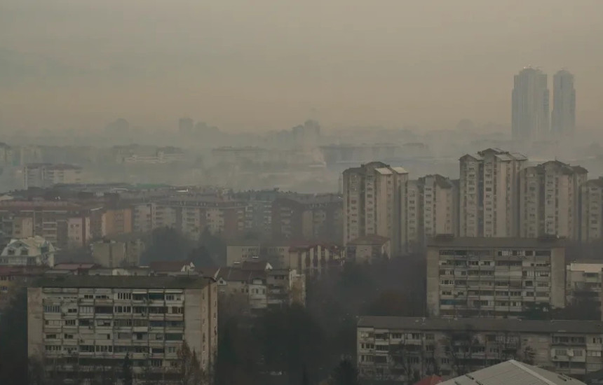 ndotja e ajrit ne Shkup