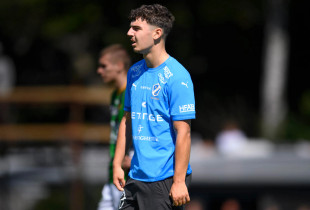 “The Guardian” përfshin një shqiptar në mesin e 60 futbollistëve më të talentuar