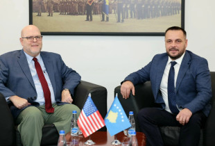 Maqedonci takon Hovenierin