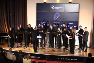 “PriVocal” është mbyllur tamam si i shkon për shtati një ngjarjeje që i dedikohet vokalit. “Pro Ars” nga Maqedonia e Veriut ka sjellë program të veçantë me vepra folklorike
