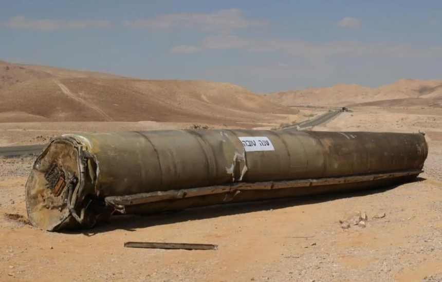 Mbetje e nje rakete iraniane ne jug te Izraelit