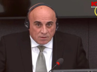 Fadil Geci duke deshmuar ne Dhomat e Specializuara