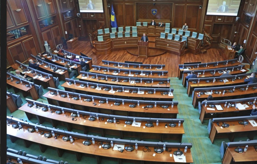 Seanca e Kuvendit te Kosoves per KEK-un