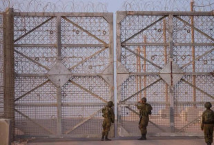 Trupat izraelite te porta ne Gaza