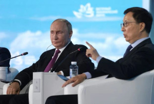 Vladimir Putin gjatë forumit në Vladivotosk të Rusisë
