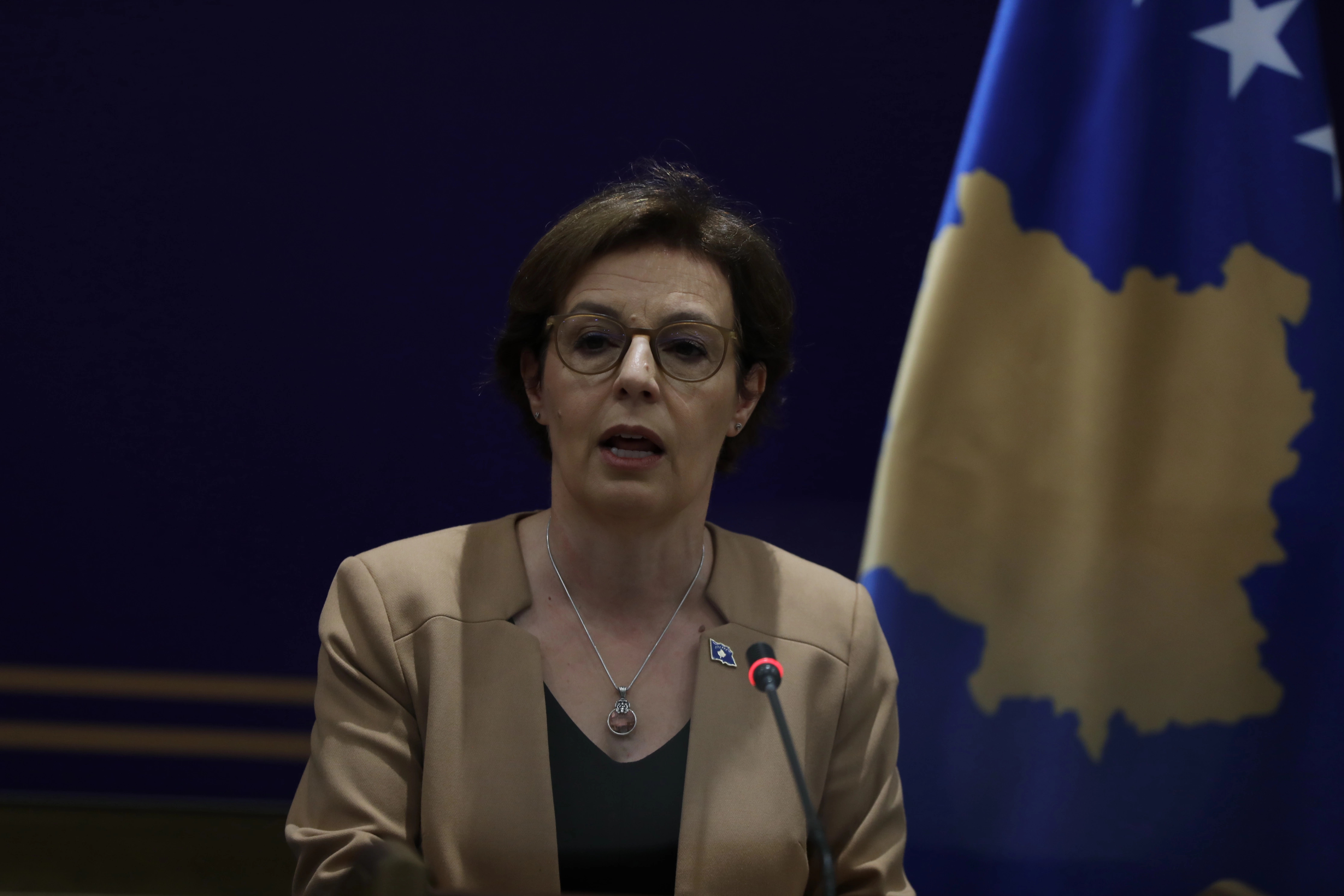 Dështon edhe votimi për Donika Gërvallën