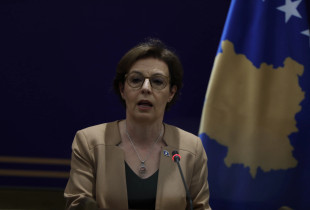 Donika Gërvalla në konferencë për shtyp me ministrin e Jashtëm të Turqisë, Hakan Fidan