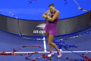 Aryna Sabalenka me trofeun e "US Open"