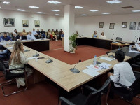 Me katër seanca në sesionet e letërsisë dhe të etnologjisë “Java e Albanologjisë” ka vazhduar punimet të martën në ditën e dytë