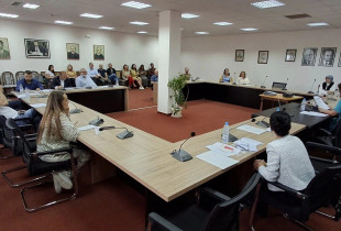 Me katër seanca në sesionet e letërsisë dhe të etnologjisë “Java e Albanologjisë” ka vazhduar punimet të martën në ditën e dytë