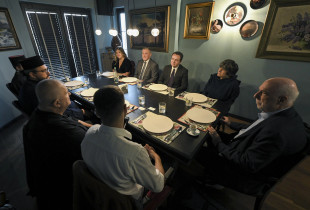 Albin Kurti në takim me Nenad Çanakun