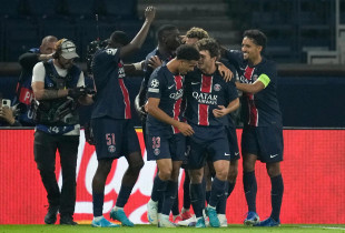 Parisi fiton me autogol të minutës së 90-të
