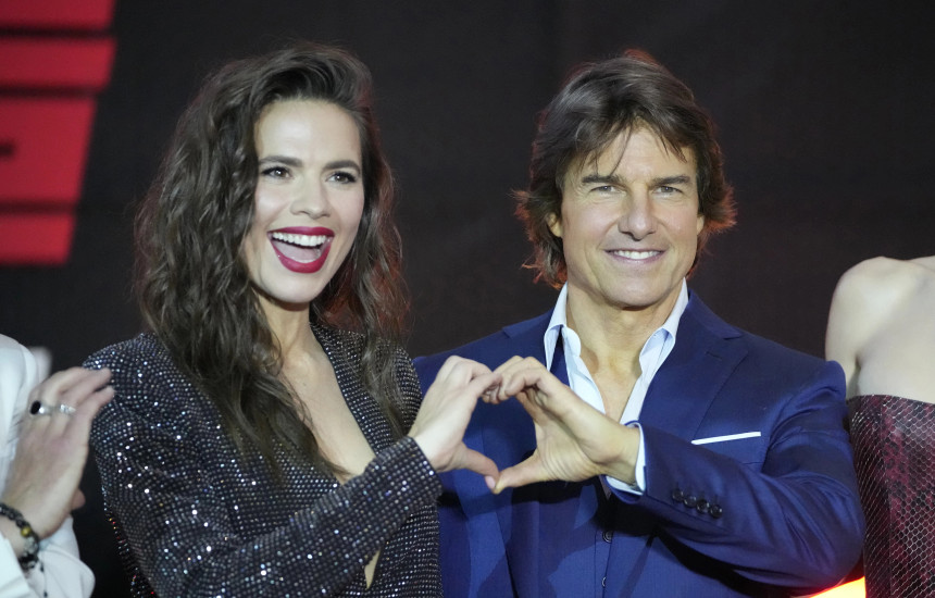 Hayley Atwell dhe Tom Cruise