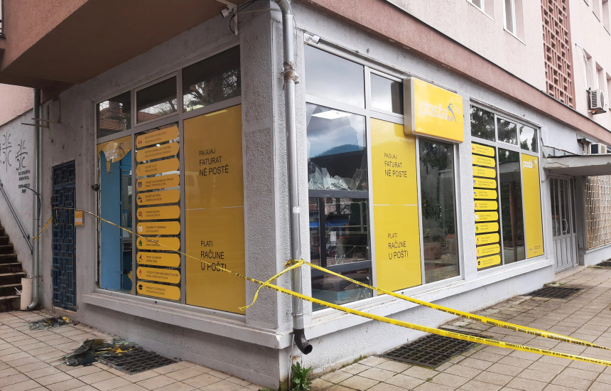 Posta e Kosovës në Zveçan