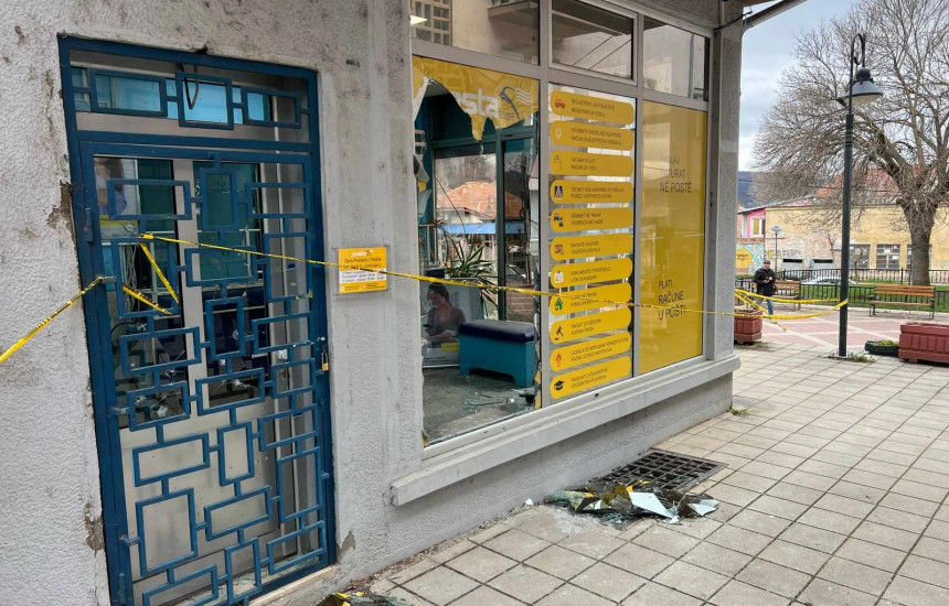 Shpërthim te posta në Zveçan, s’ka të lënduar