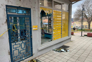 Shpërthim te posta në Zveçan, s’ka të lënduar