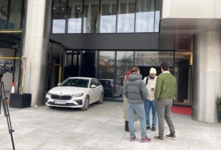 Aktivistët protestojnë sërish te ZRRE-ja