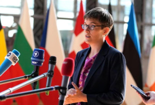 Anna Luhrmann
