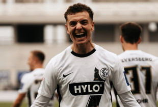 Fisnik Asllani