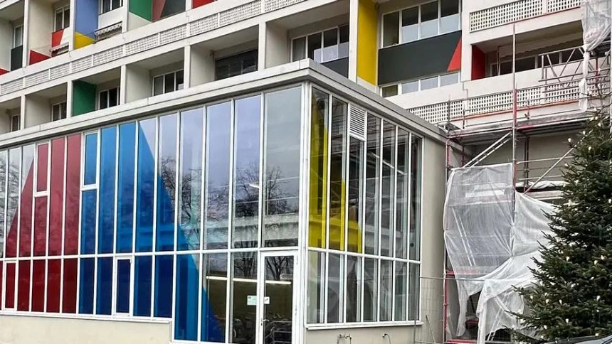 Jeta në monumentin parafabrikat