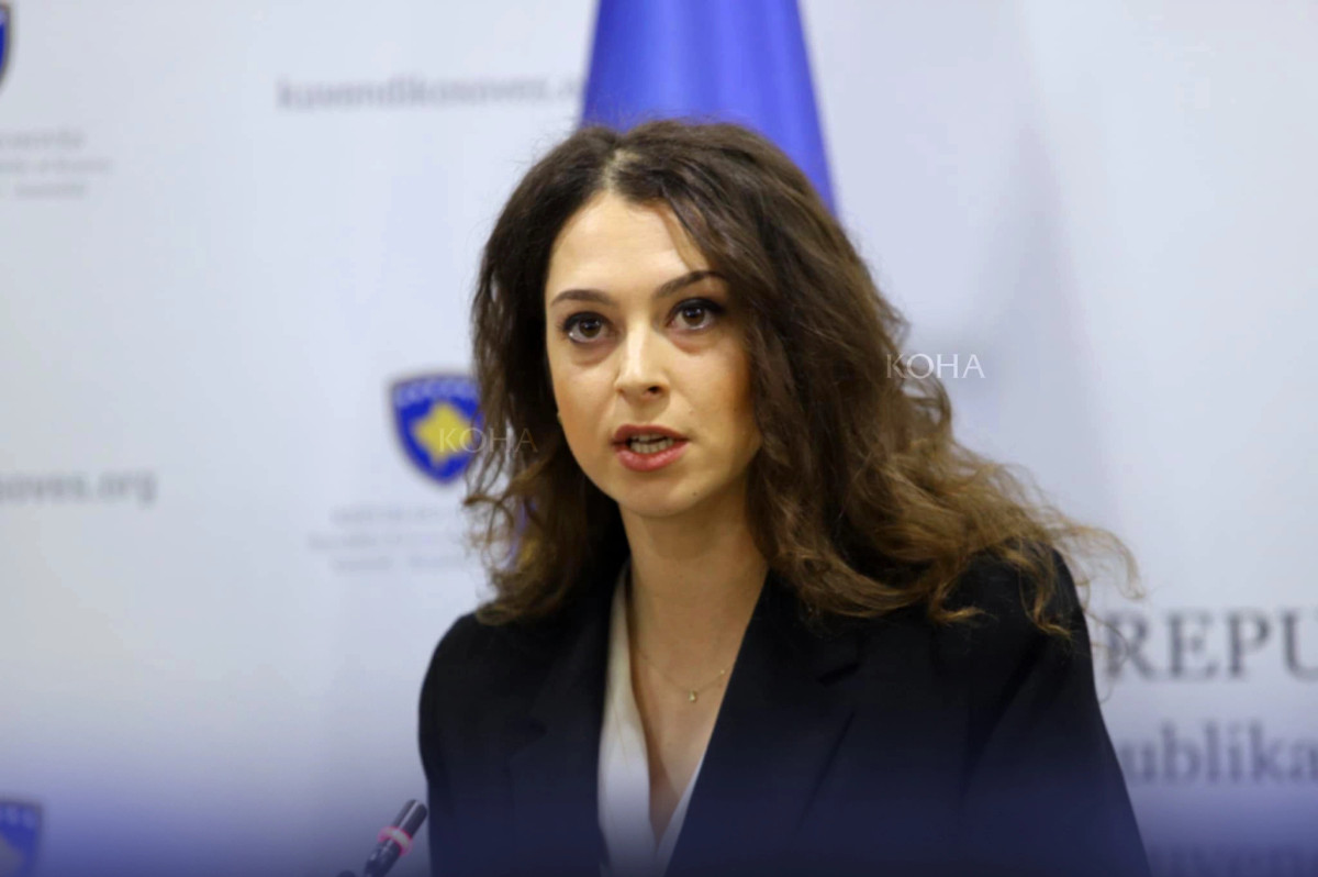 Kica Xhelili për Kurtin  I dha 200 milionë euro  i humbi 200 mijë vota