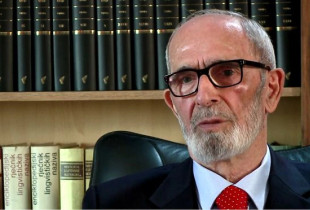 “Lumo Skëndo”- akademik Rexhep Qosjes për analiza të mprehta e të thella